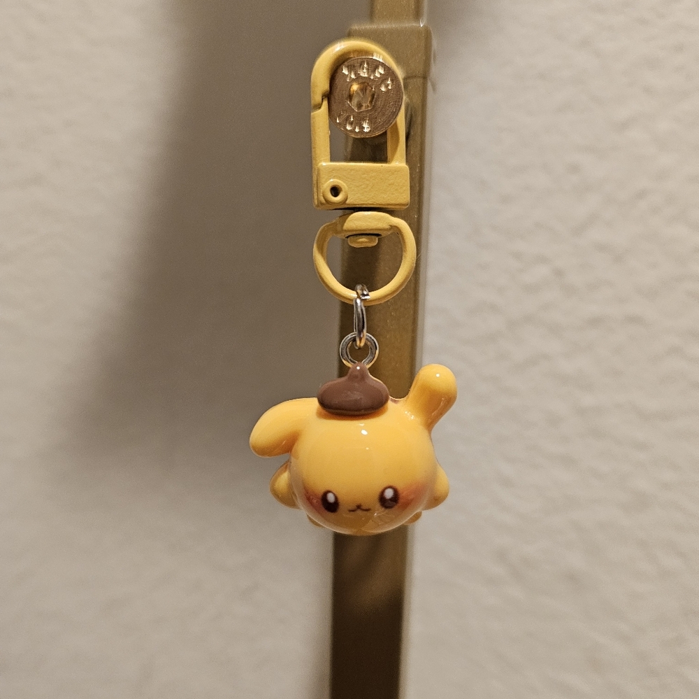 Pompompurin Sanrio Bag Charm - Picture 3 of 7